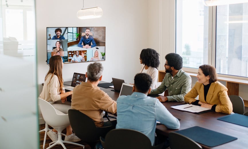 Meeting in a hybrid workplace