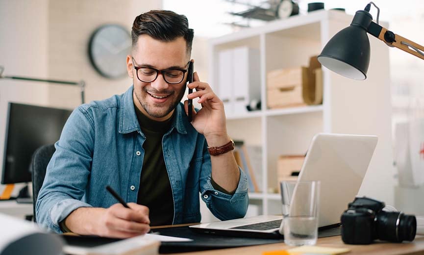A New York business owner uses a PEO to streamline HR administrative operations