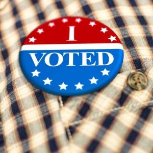Are employers required to give their employees time off to vote?