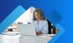 Professional woman using AI to help run analytics