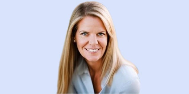 Dixie McCurley Headshot