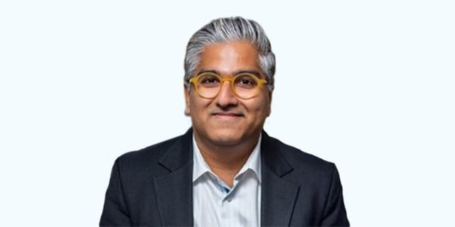 Vishal Takkar Headshot