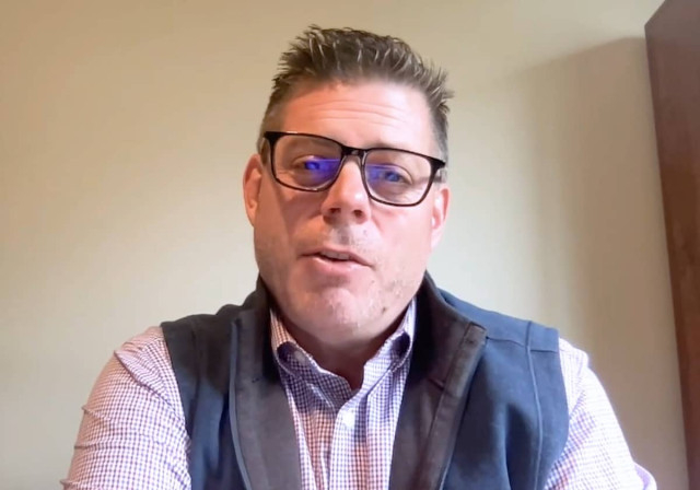 jamie hogan of sas accounting faces camera